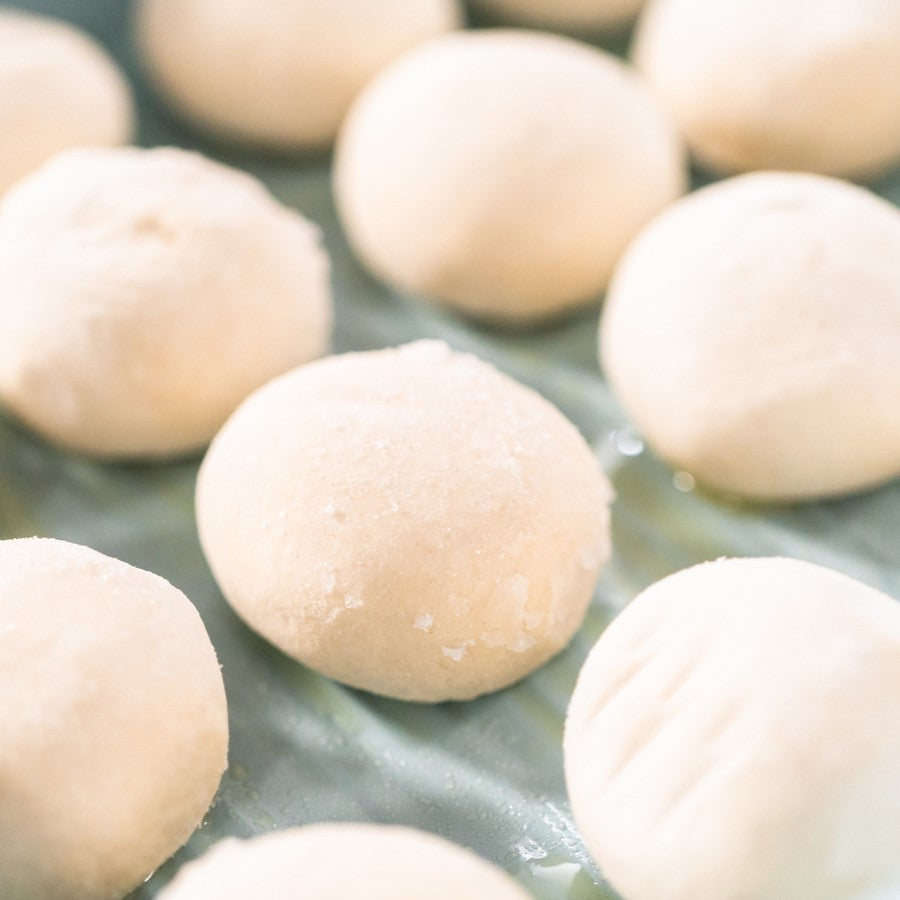 Yarrows Frozen Dough White Dinner Roll 12pk